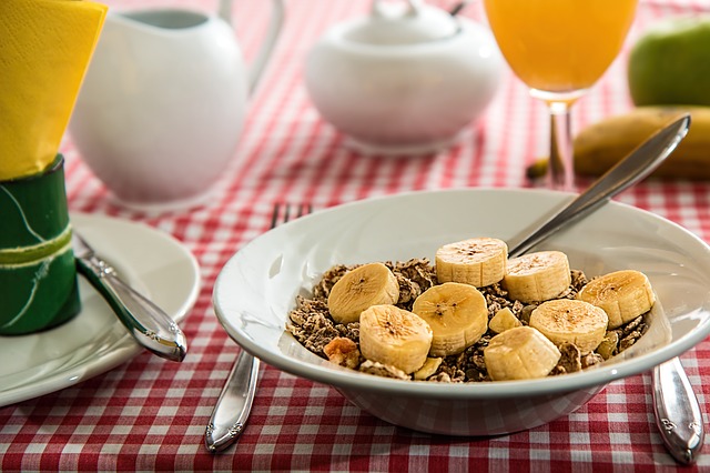 朝ご飯をしっかり食べる「朝型プチ断食」で面白い結果が出ていた件。