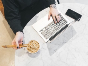 マインドレスイーティング