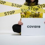 新型コロナウイルス(COVID-19)対策「自主的なイベントの延期・中止」によって日本における感染拡大はどのくらい抑えられるのか？