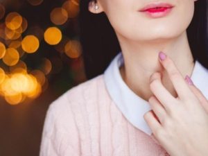 【全部で2つ】人は罪悪感に苛まれている時にこんな仕草を見せる！という研究結果