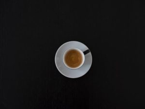 カフェインは寝る6時間前に摂っても睡眠に悪影響がある！という実験結果