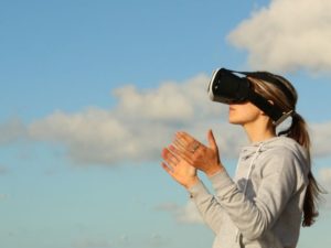 【仮想現実の可能性】VRで他人に対する共感力までアップ？